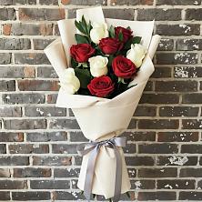 Букет цветов из:  Розы в Пушкинские Горы