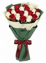 Букет Микс из красных и белых роз #REPLACE_PRED# Пушкинские Горы