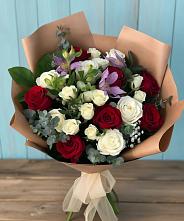 Букет цветов из:  Розы и Альстромерии #REPLACE_PRED# Пушкинские Горы