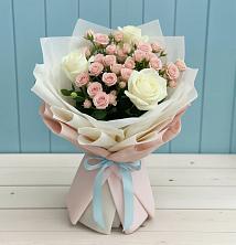 Букет цветов из:  Розы в Пушкинские Горы