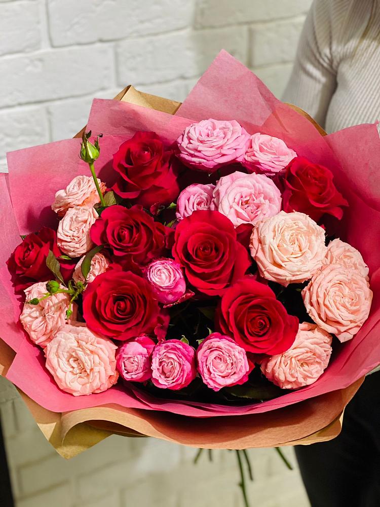 Букет цветов из: Розы в Пушкинские Горы