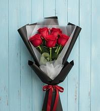 Букет цветов из:  Розы в Пушкинские Горы