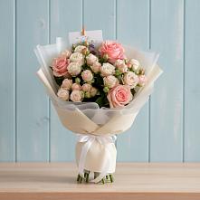 Букет цветов из:  Розы в Пушкинские Горы