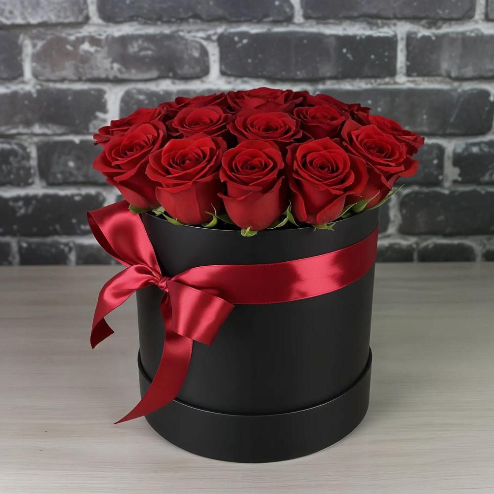 Цветочная композиция из Розы в шляпной коробке в Пушкинские Горы