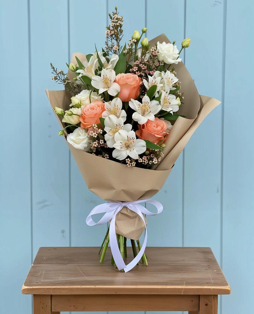 Букет цветов из: Альстромерии, Лизиантусы, Розы и Хризантемы в Пушкинские Горы